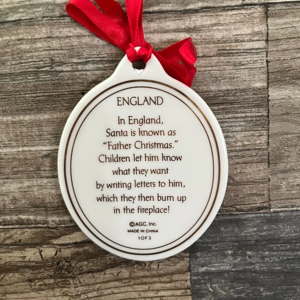 Carlton Cards Santas of the World England Father Christmas Ornament